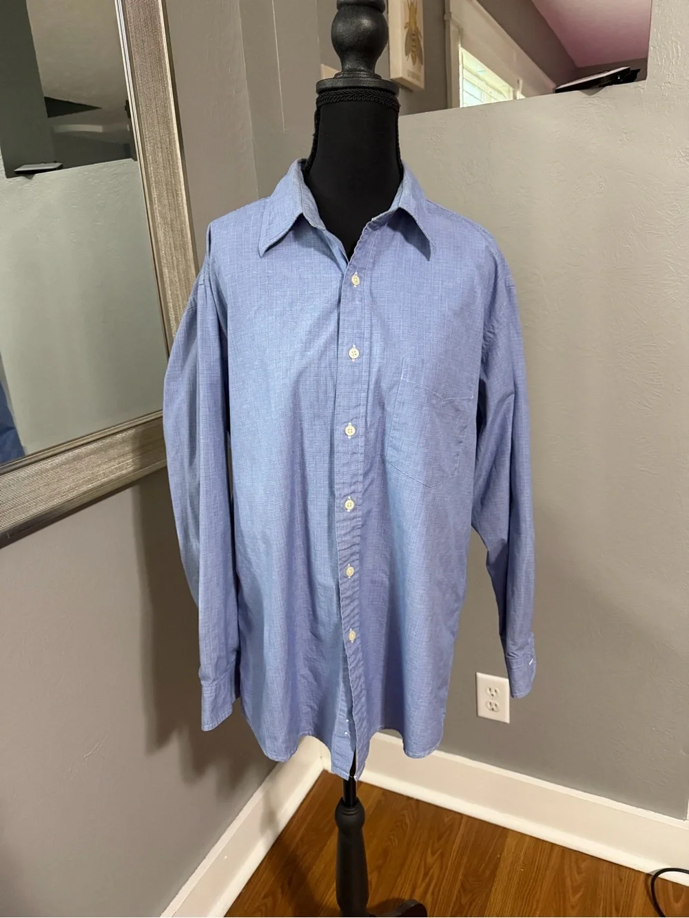 J.Crew Preppy Blue Plaid Button Down Size 16-33.